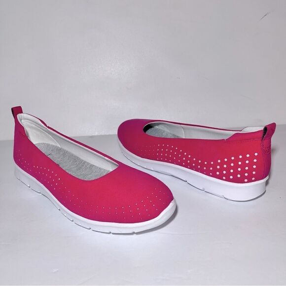 Clarks Allena Sea CLOUDSTEPPERS Perforated Slip-On - Picture 3 of 7